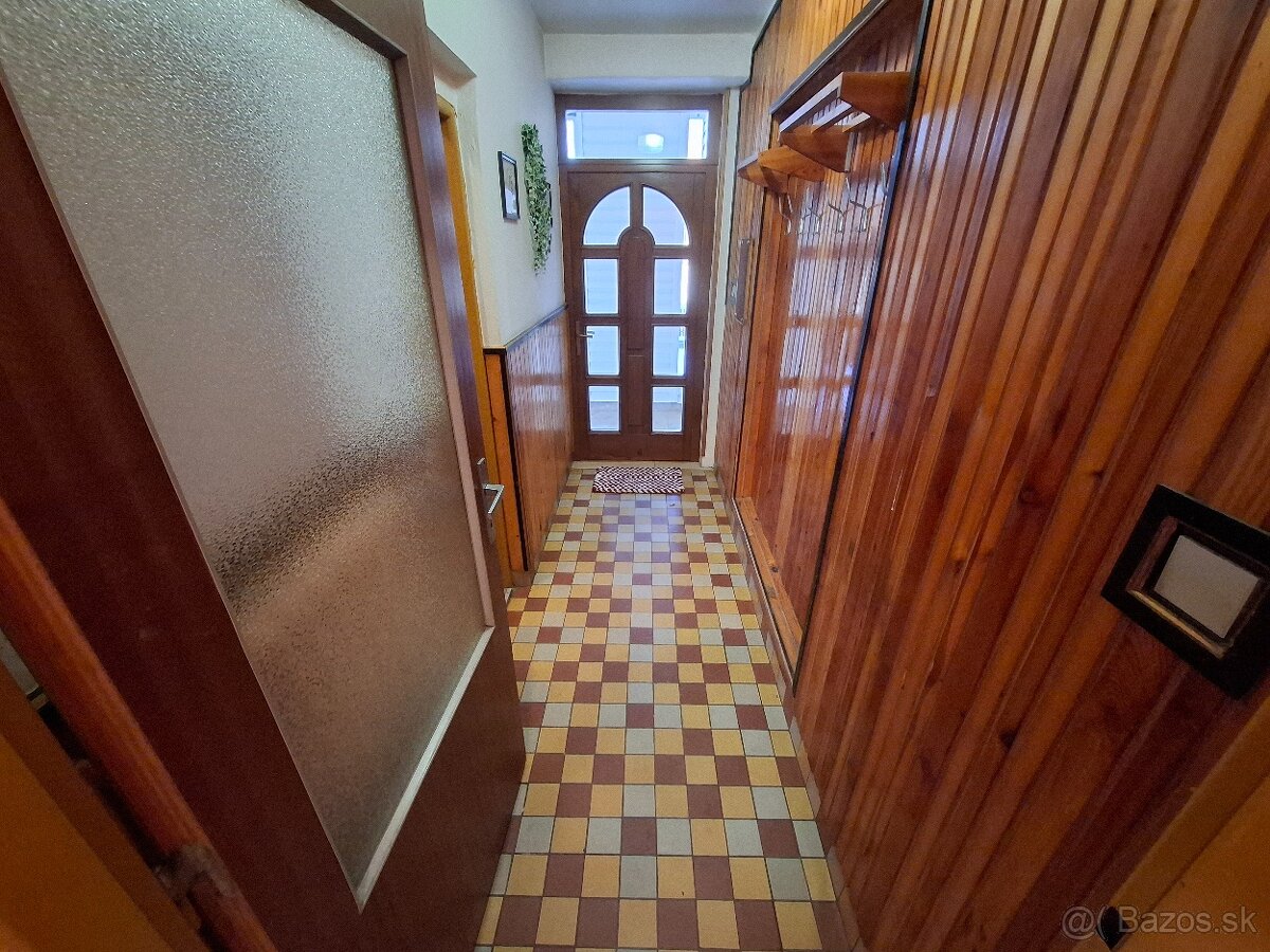 Rodinný dom v obci Jamník - 7