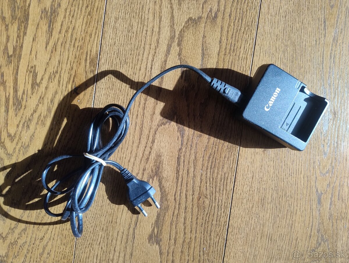 Predám Canon EOS 500 D - 7