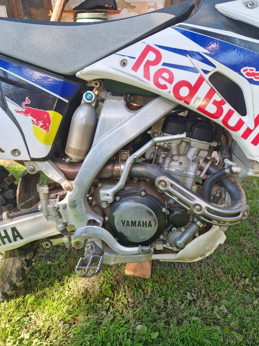 Yamaha YZ250F - 7