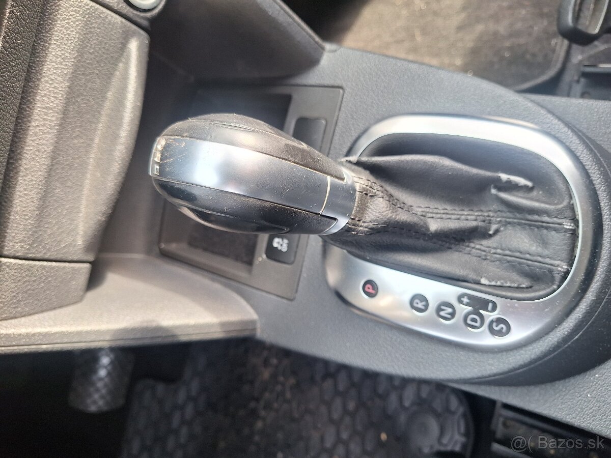 VW CADDY 2.0TDI LONG VERZIA 7 MIESTNE DSG - 7