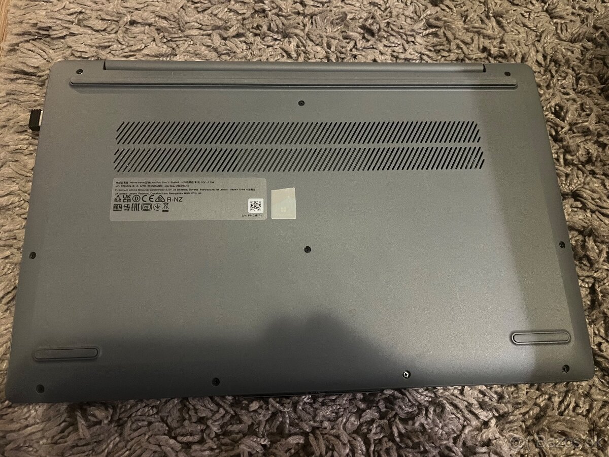 Lenovo idepad slim 3 - 7