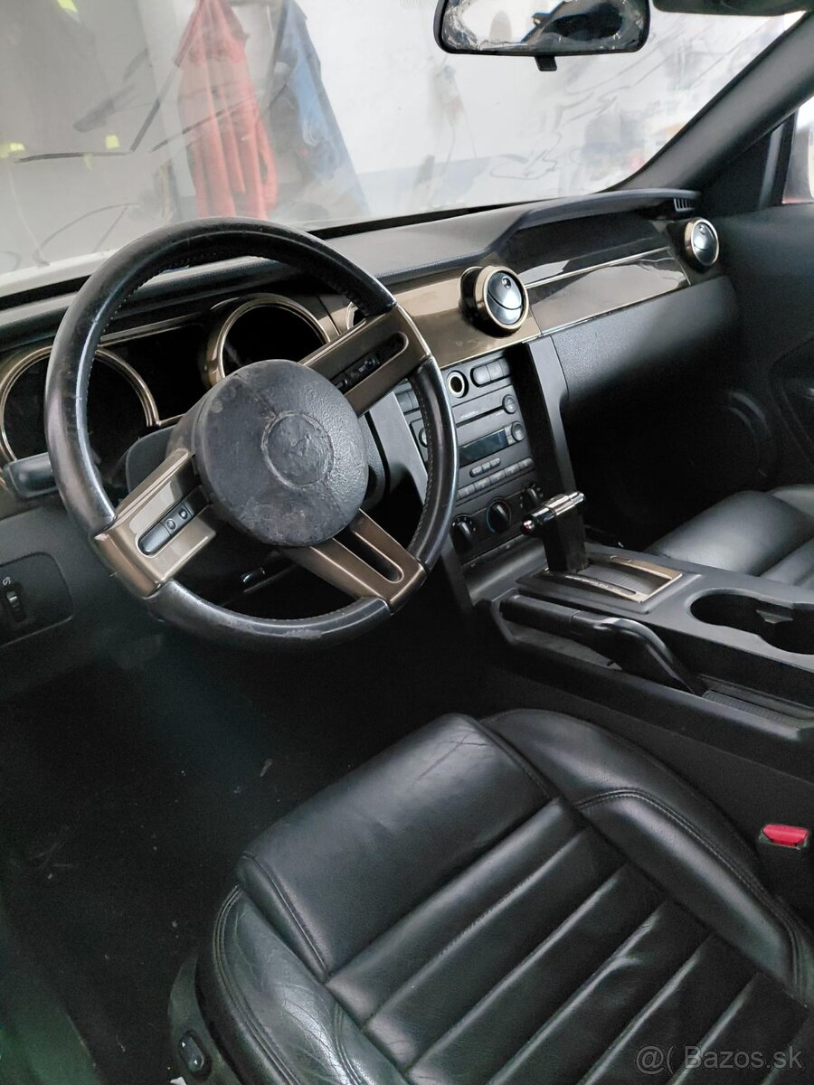 FORD MUSTANG 4.0L LIMITED - 7