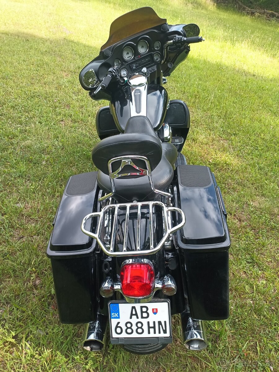 Harley Davidson Street glide - 7