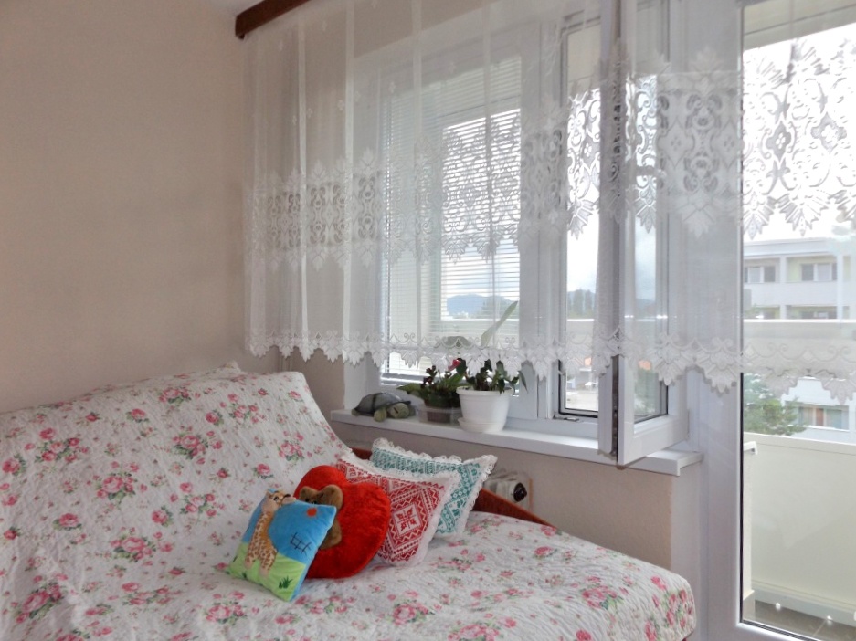 PRENÁJOM: Zariadený 1-izbový byt, 2 lodžie, 41m2 - 7