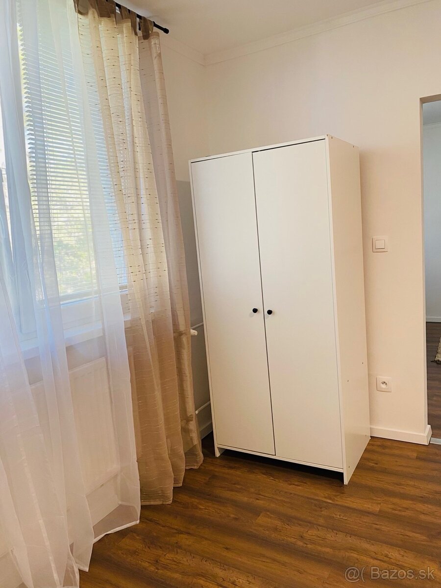 Na prenájom krásne rekonštruovaný 1 izbový byt v centre - 7