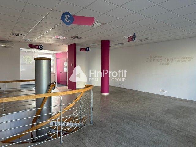 Reprezentatívny obchodno-administratívny priestor na prenájo - 7