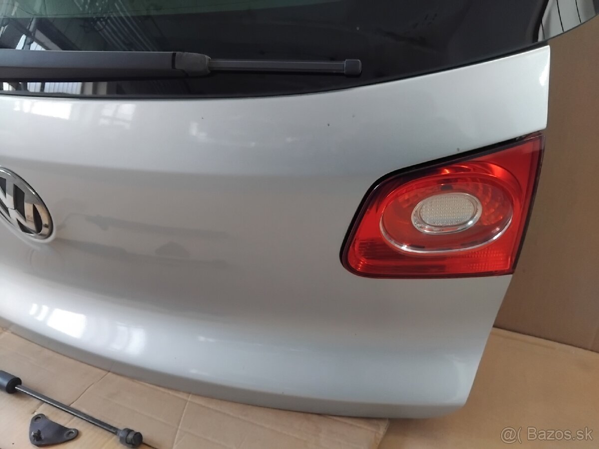 dvere kufra Tiguan 2007-2011 - 7