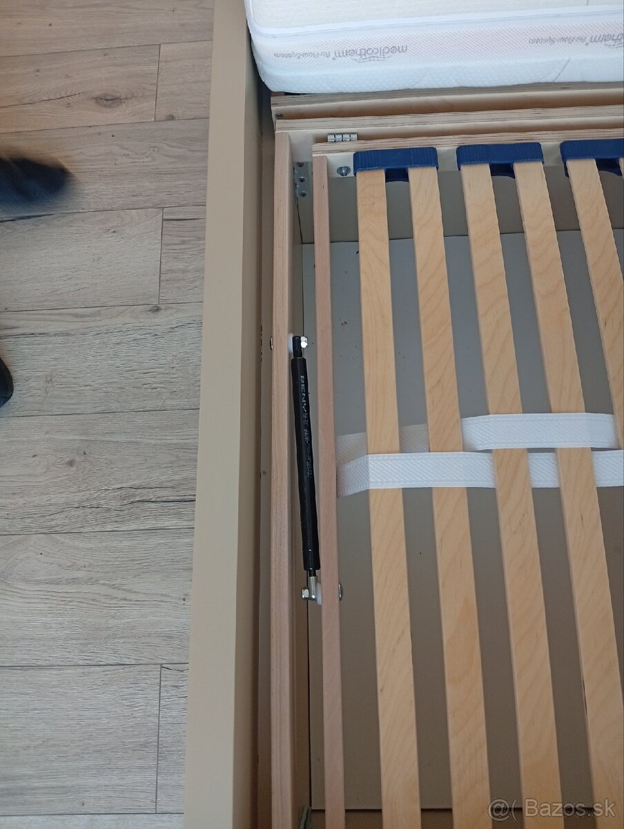 Manželská posteľ - 7