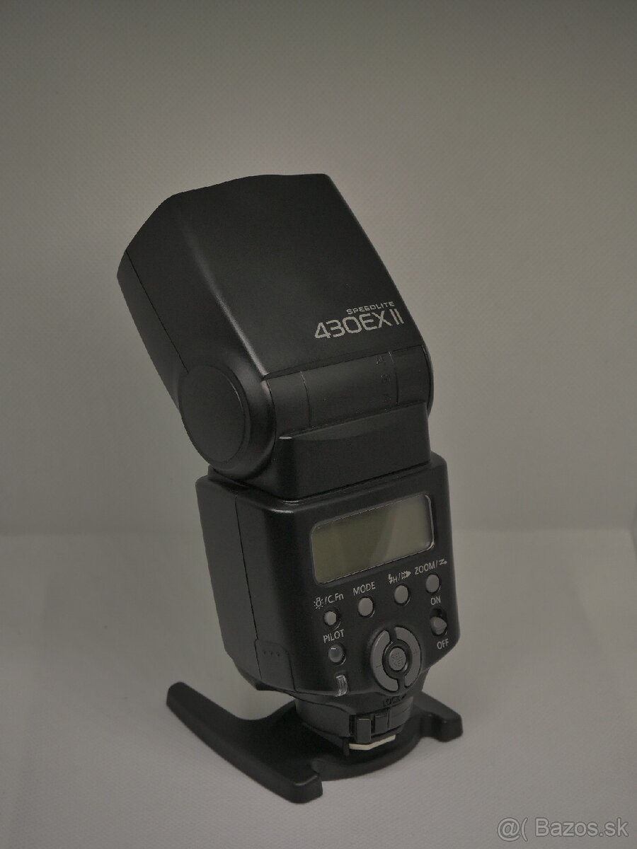 Canon EOS 100D + Blesk 430EX II - 7
