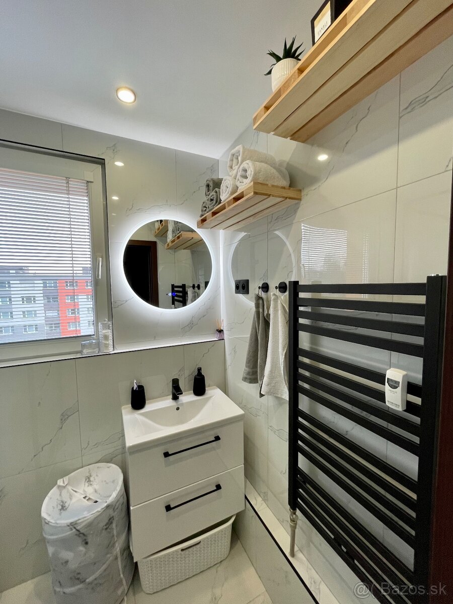 Prenajmem 4 izbovy moderny byt - 7