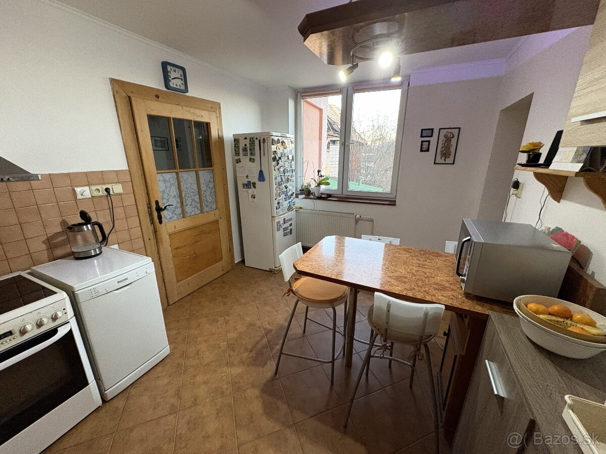 🏡 Rodinný dom v Podlaviciach – bývanie aj podnikanie - 7