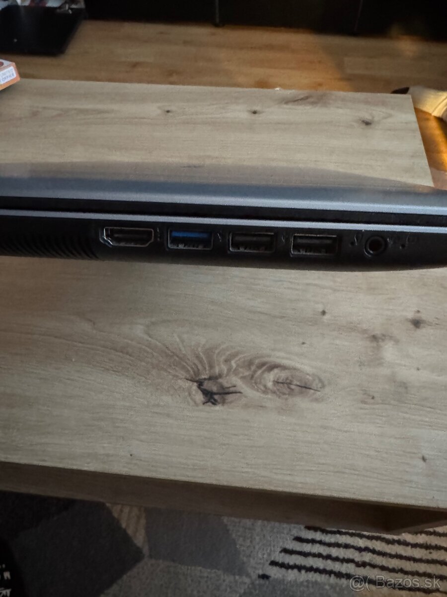 Asus X540BA-DM623T – málo používaný - 7