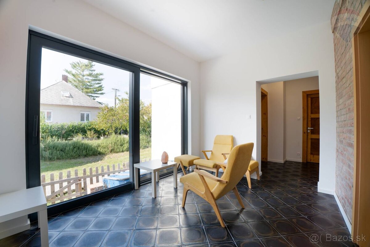 Zrekonštruovaný 5 izbový Rodinný dom s garážou a záhradou - 7