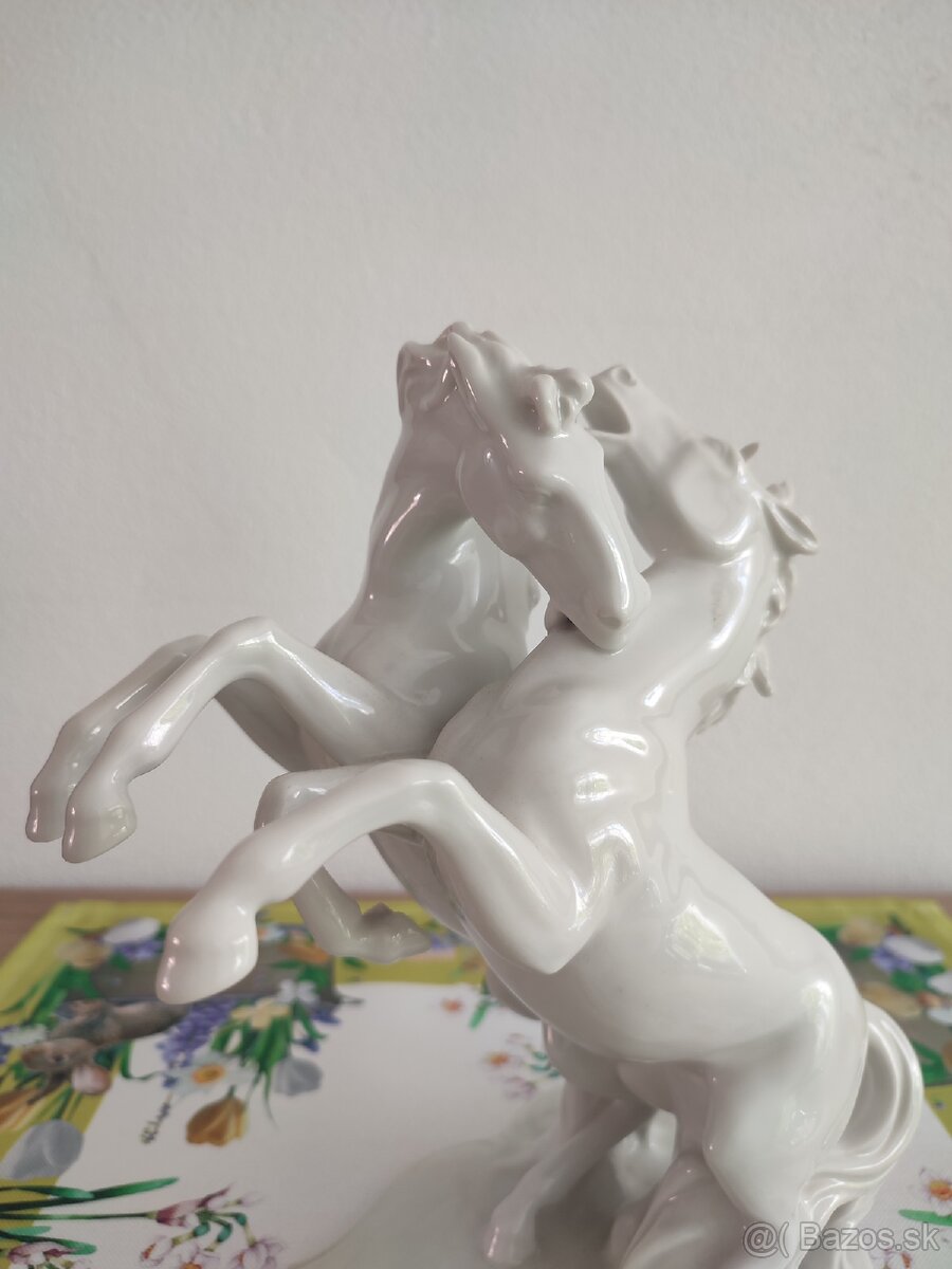 Schaubach kone porcelánová soška - 7