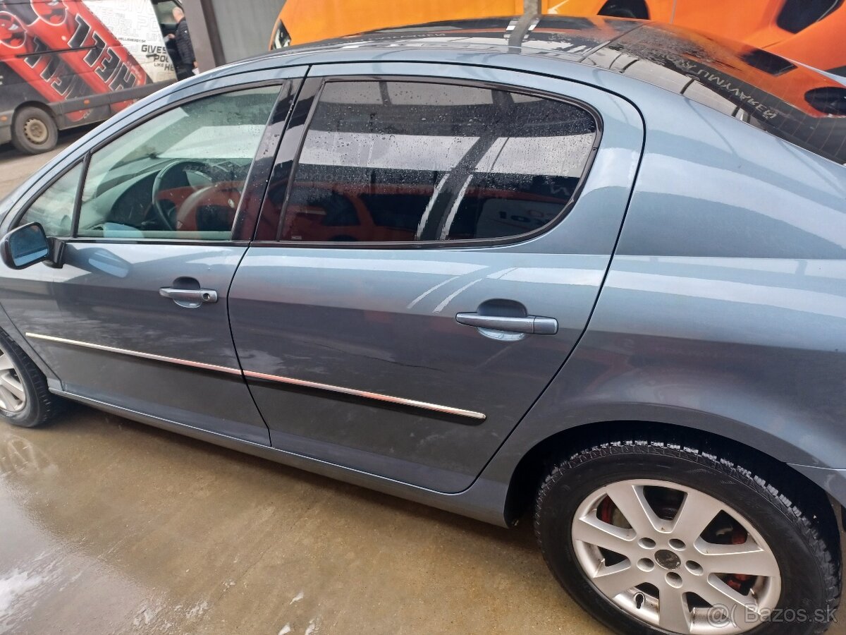 Peugeot 407 - 7