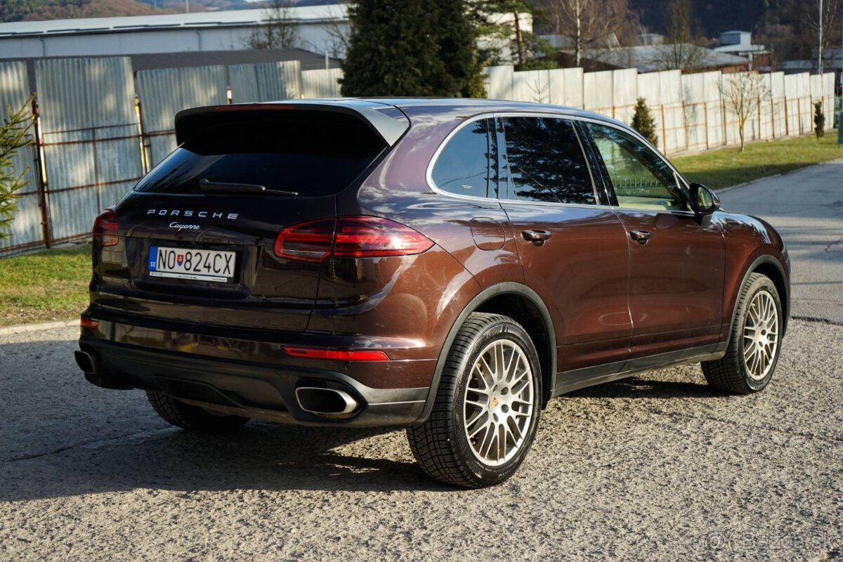 Porsche Cayenne - 7
