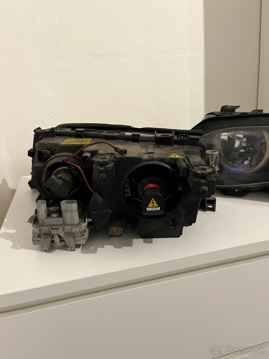 BMW e-46 predné xenonové svetlomety - 7
