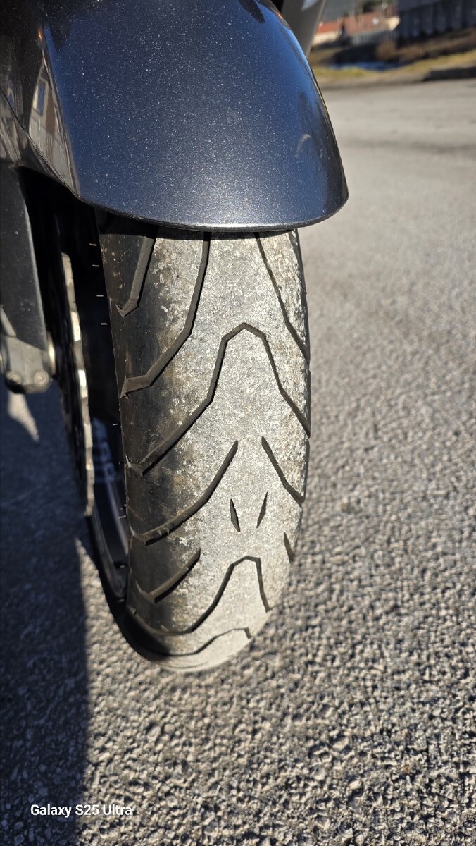 Kawasaki gtr 1400 - 7