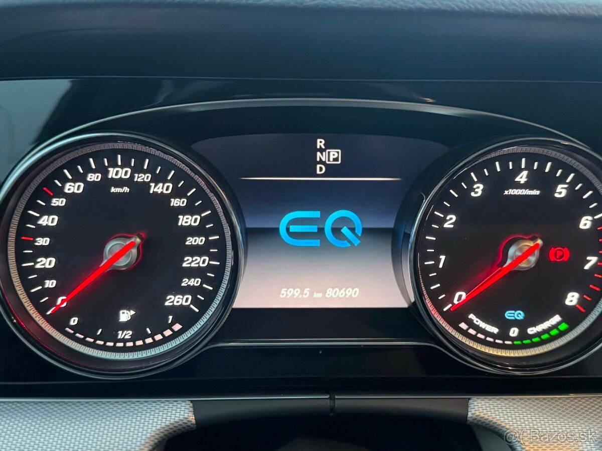 Mercedes E trieda 300 e A/T - 7