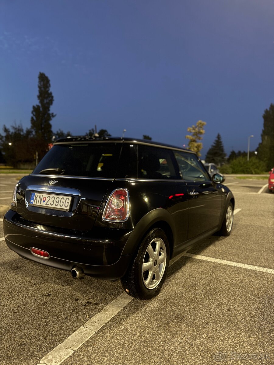 Mini cooper one - 7