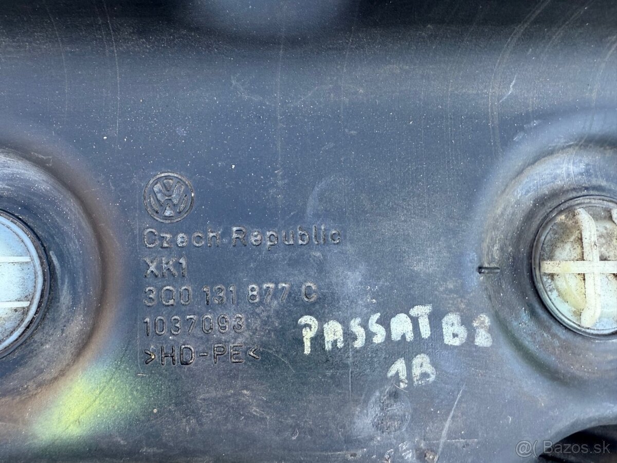 Nádrž AD Blue VW Passat B8 - 7