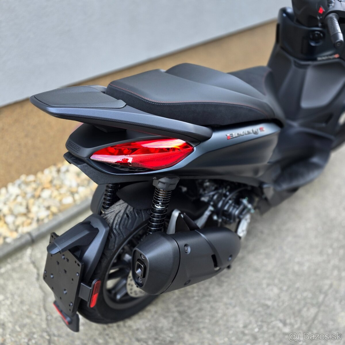 Piaggio Beverly 300 S - 7