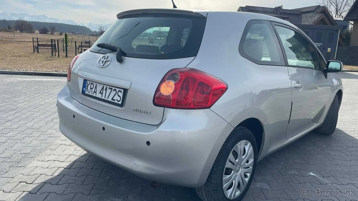 TOYOTA AURIS 1.6 AUTOMAT B + LPG - 7