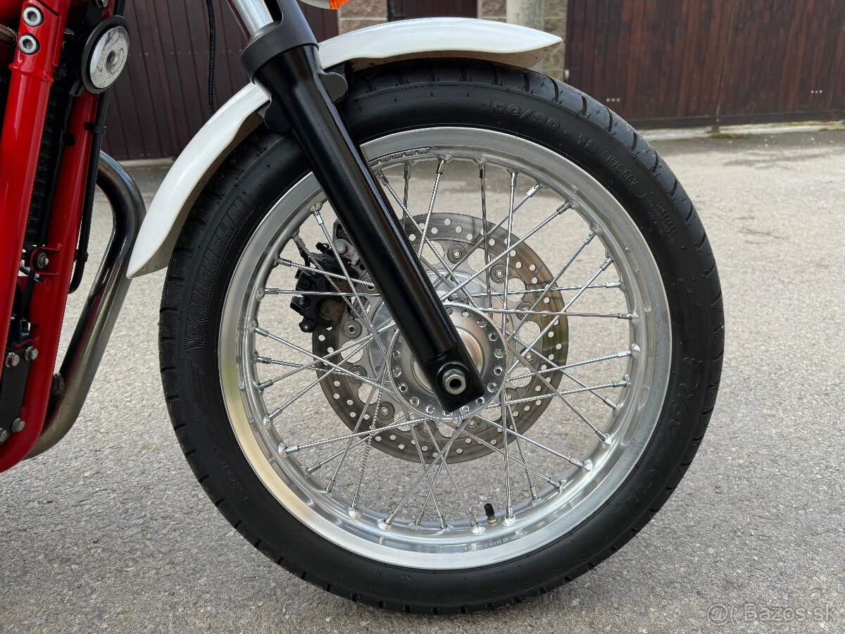 Triumph Thruxton 900 - 7