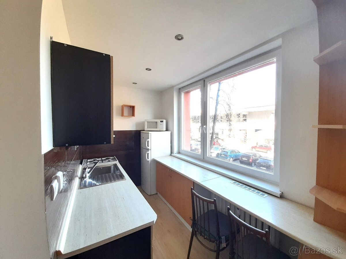 EXKLUZÍVNE predaj 3 izbový byt, 66m2, Terasa, Humen - 7