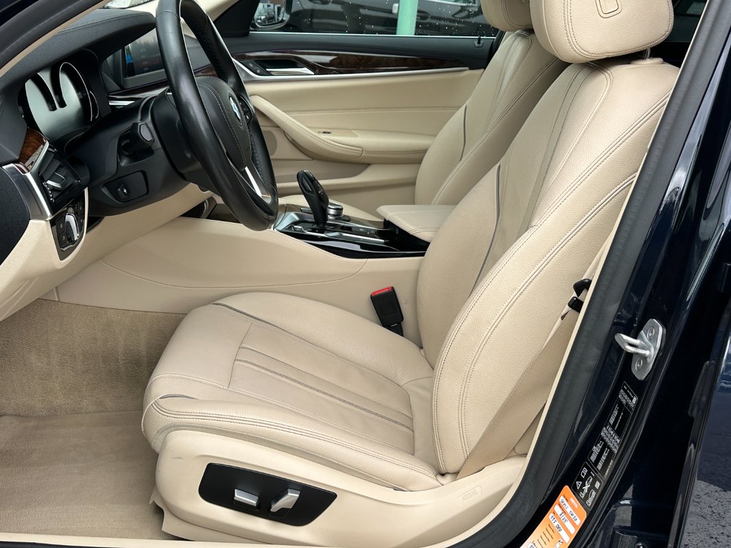 BMW rad 5 530d xDrive A/T - 7