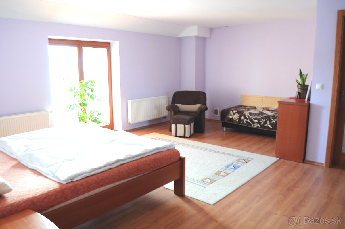 Predám 6-7 izbový dom - 7