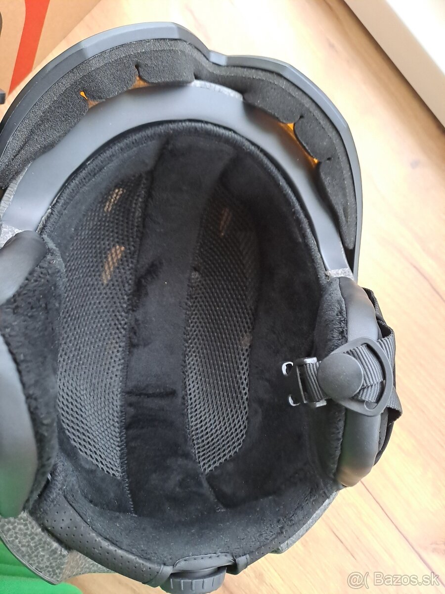 Lyžiarska prilba - 7