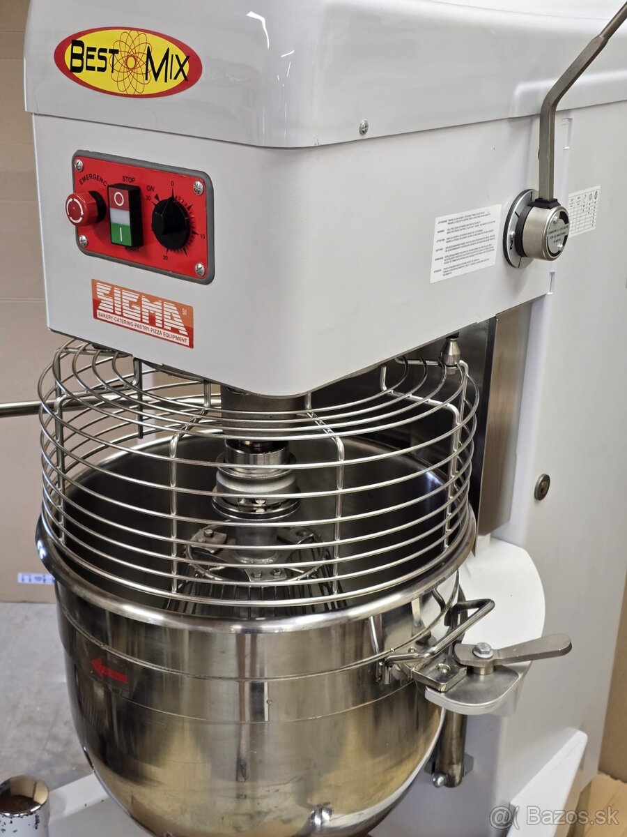 Univerzálny robot Sigma 60L - 7