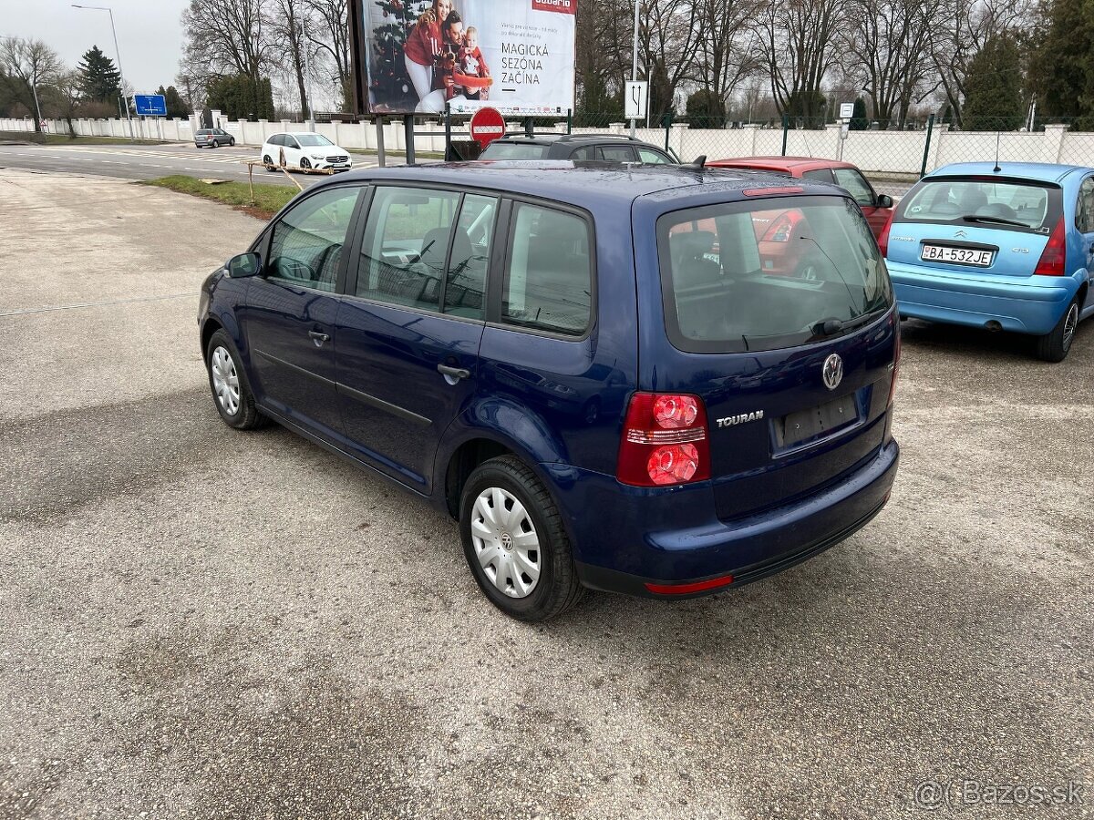 VW Touran 1.9TDI diesel, 77kW, MT/6, rok:2007. - 7