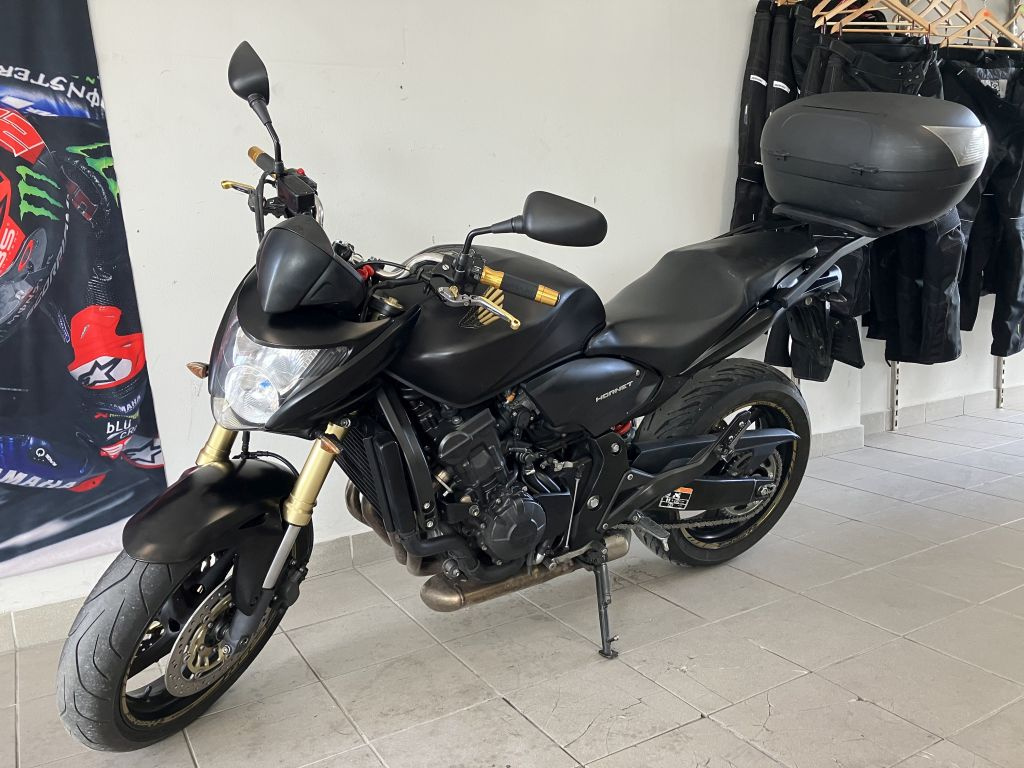 Honda CB600F Hornet - 7