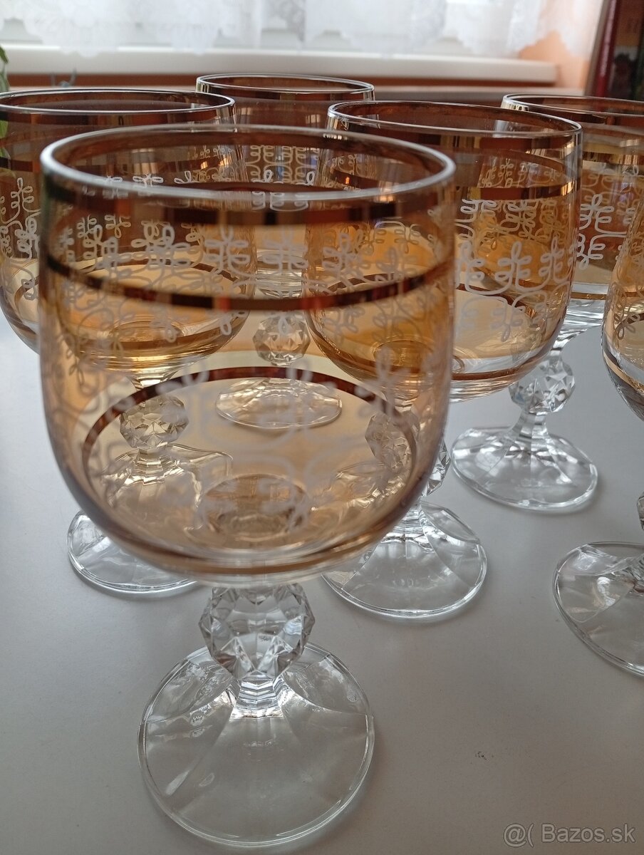 Poháre na stopke - 7