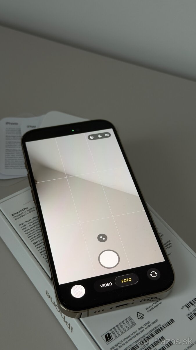 iPhone 14 Pro Gold - 7