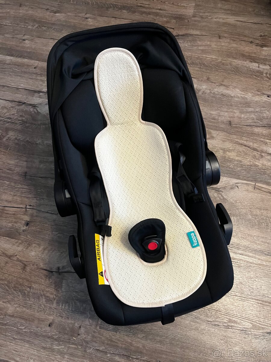 Sedacka zo základnou - 7