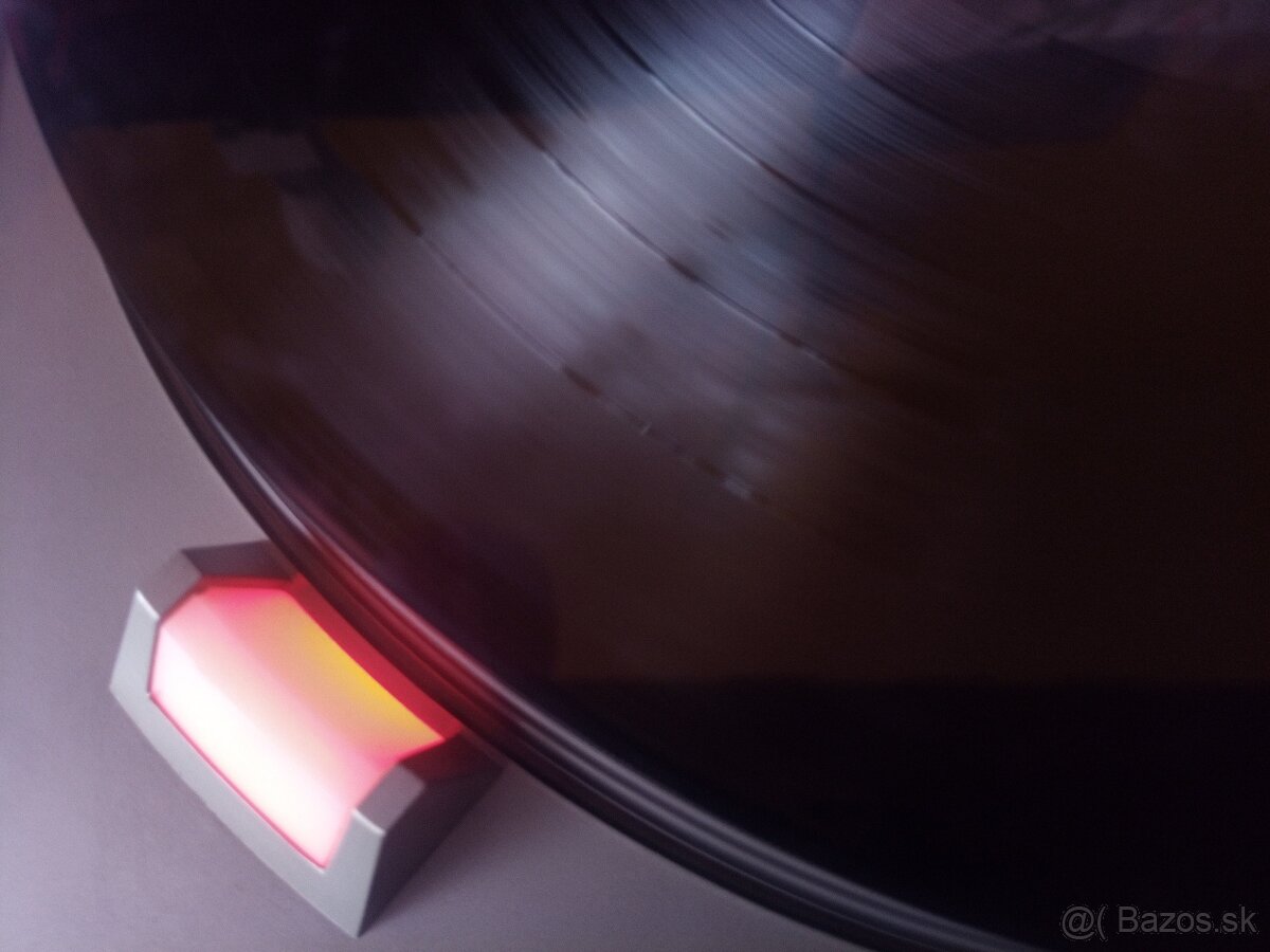 Gramofón Panasonic - 7