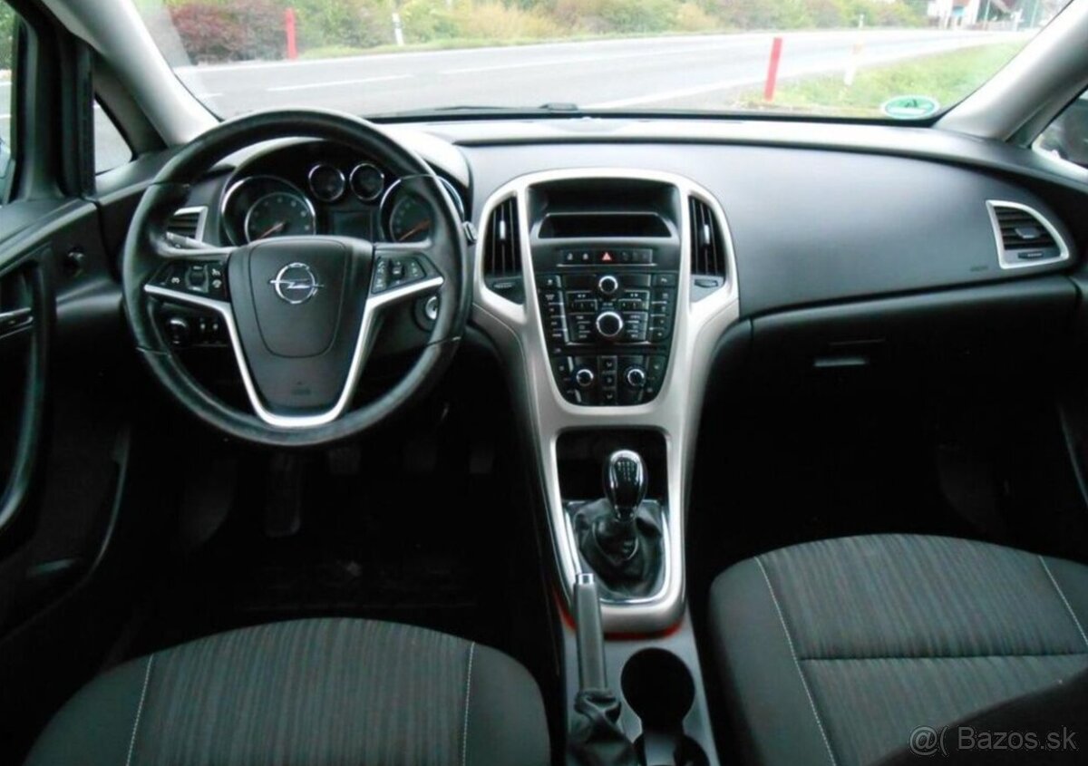 Opel Astra 1,6 85 kW KLIMA Serviska benzín - 7