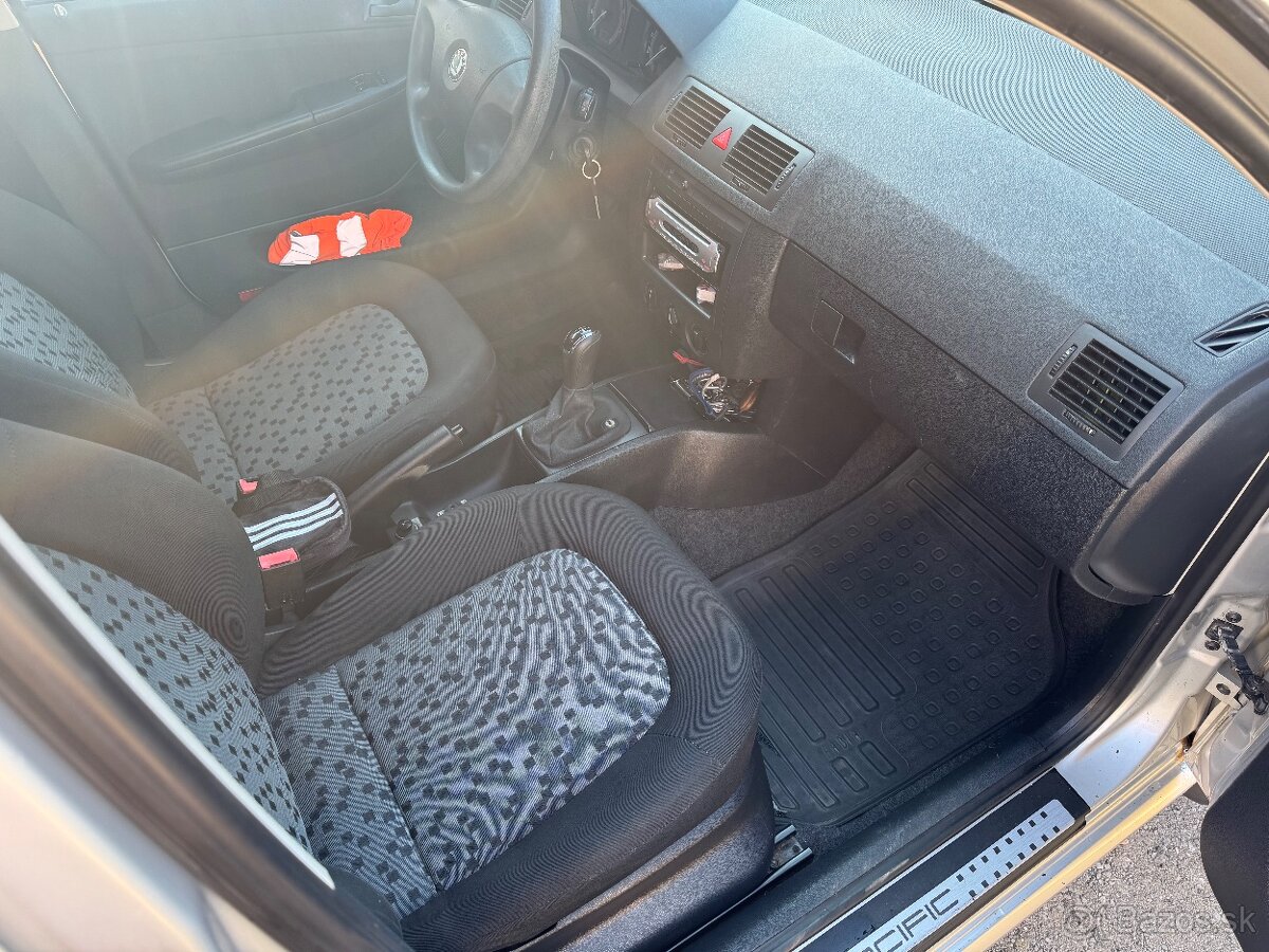 Predám Škoda Fabia 1.2Htp , 2006 - 7