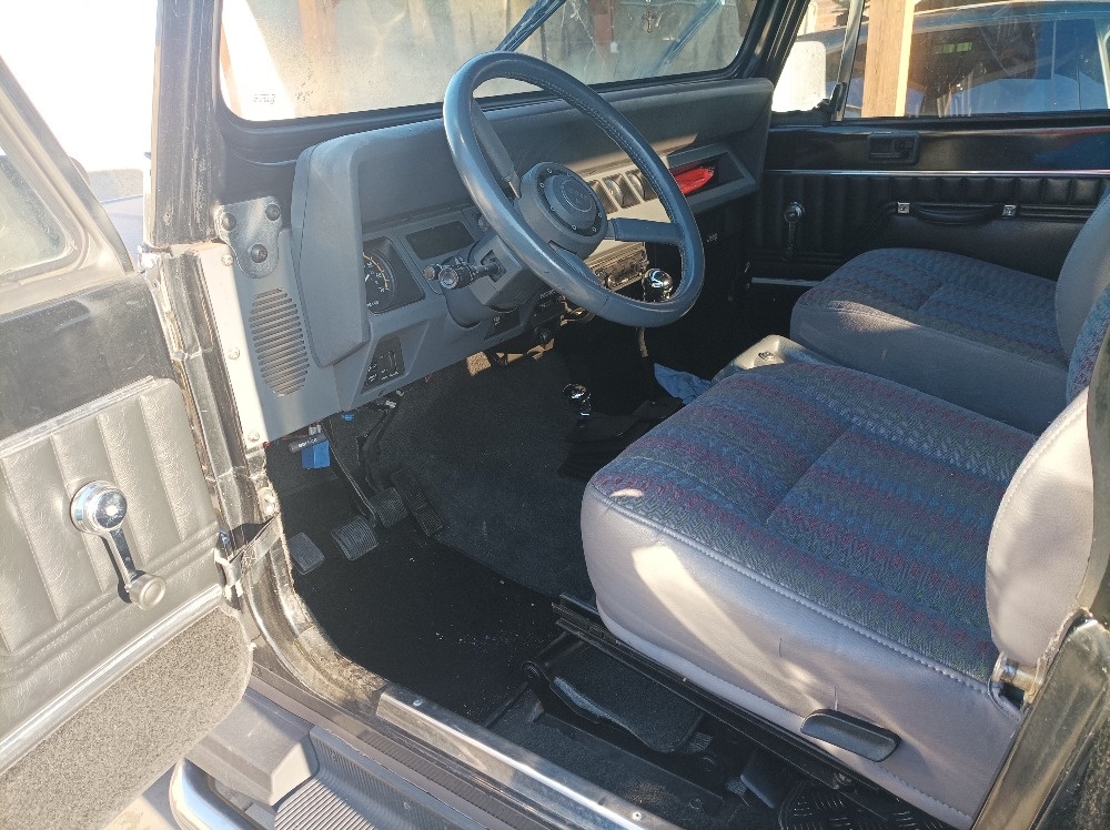Jeep Wrangler 4.20 1988 - 7