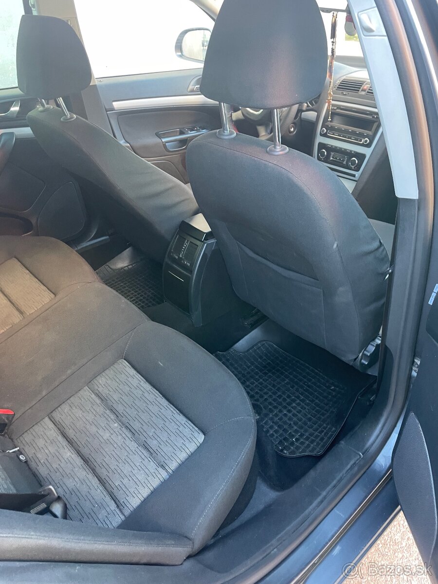 Predám Škoda Octavia Combi 2 facelift - 7