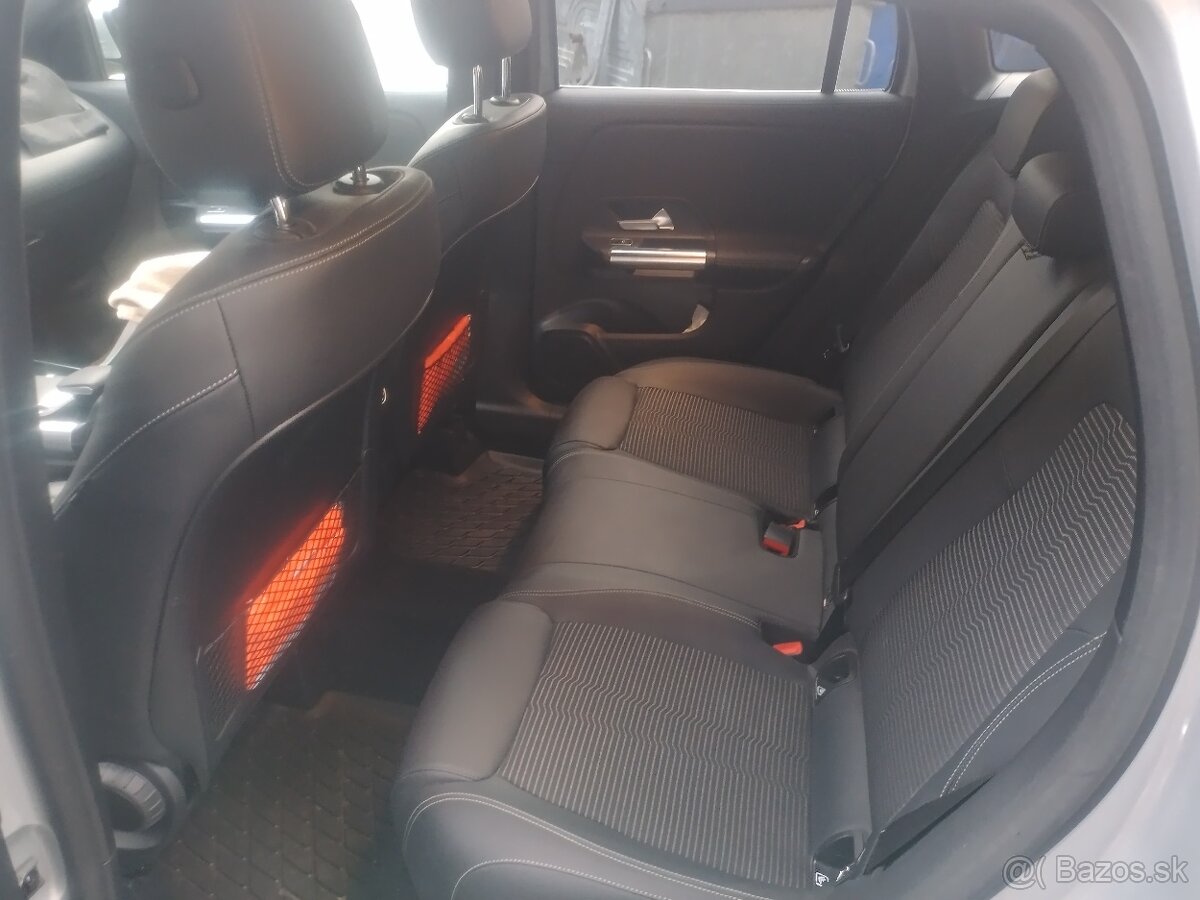 MB GLA 200d 4 MATIC ročník 10/22 - 7