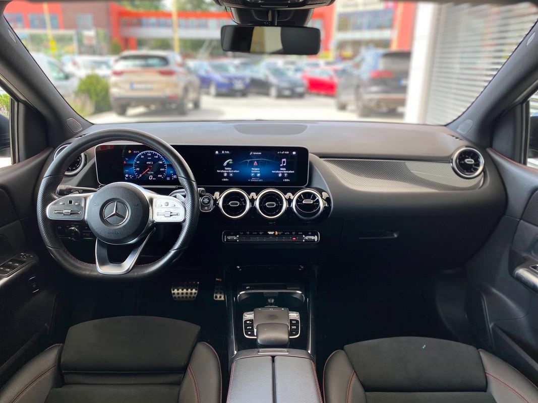 Mercedes - Benz B 200d 110kW AMG Line AT/8 - 7