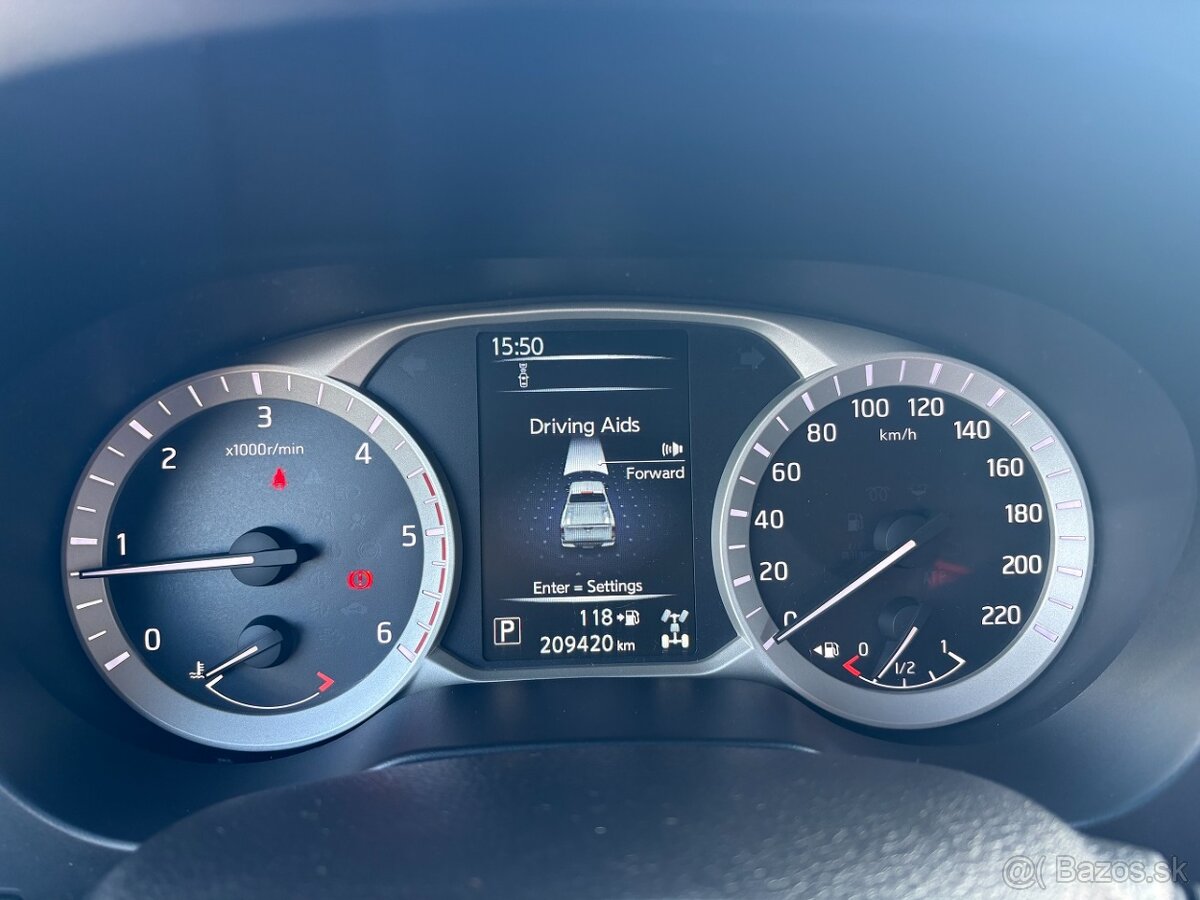 Nissan Navara DoubleCab dCi 190 Tekna A/T - 7