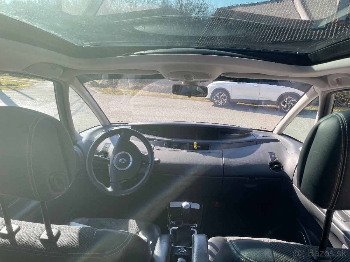 Renault Espace 2.0 dCi - 7