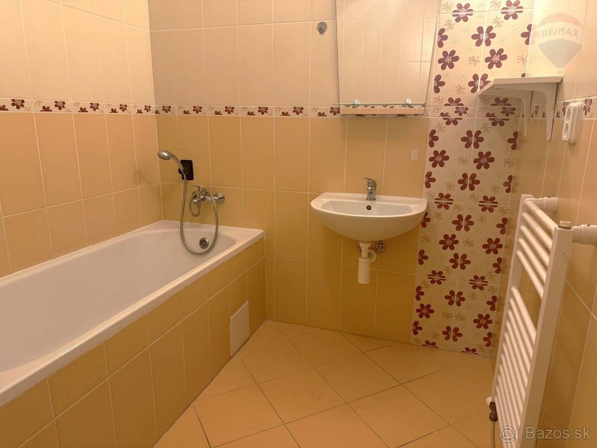 Prenájom bytu (2 izbový) 64 m2, Dunajská Streda - 7