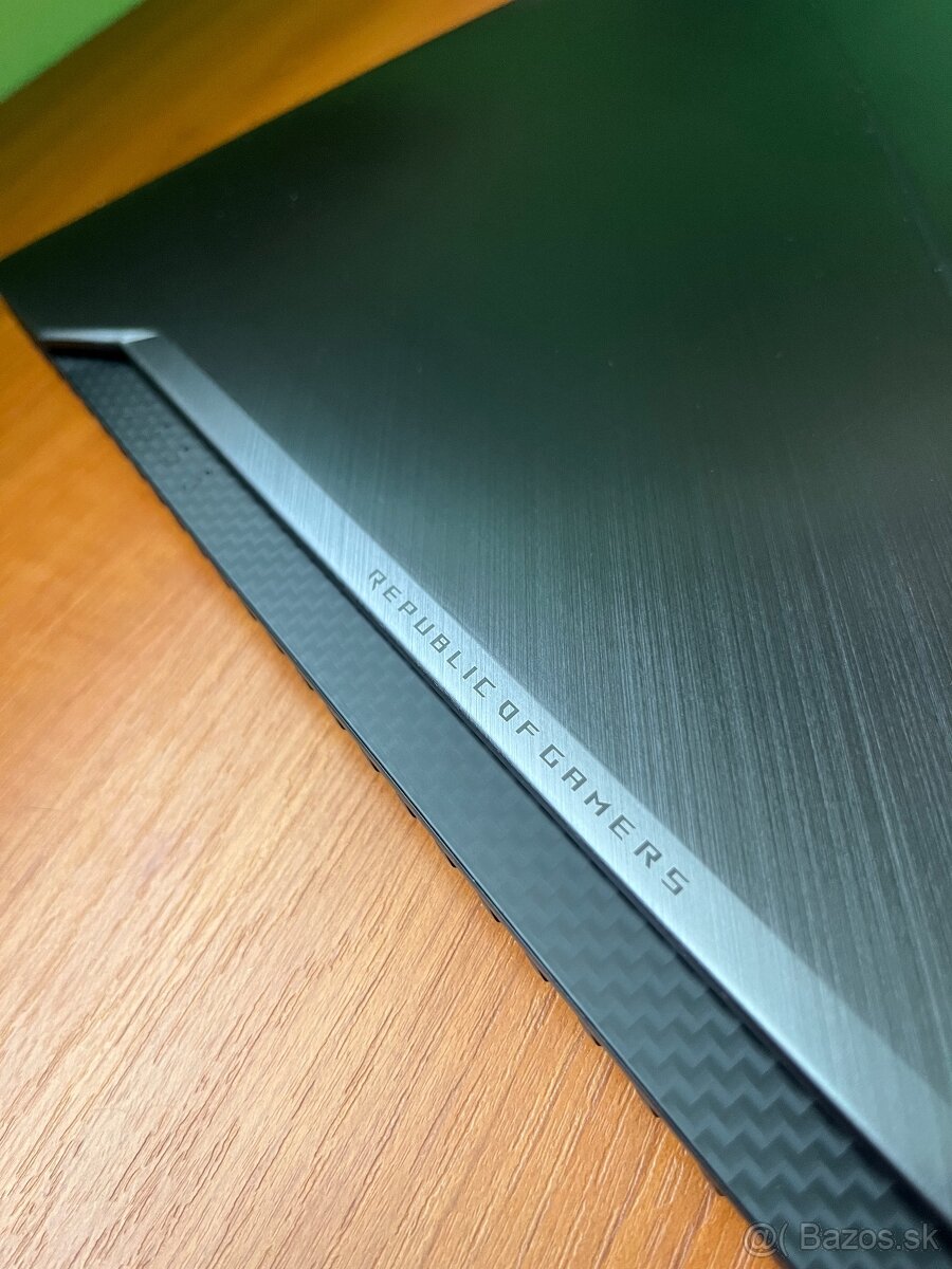 ASUS ROG STRIX GL503VM i7 16GB RAM - 7