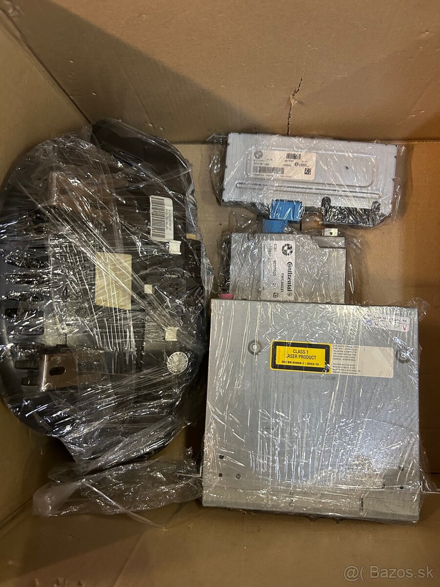 BMW 7 F01 NÁHRADNÉ DIELY - 7